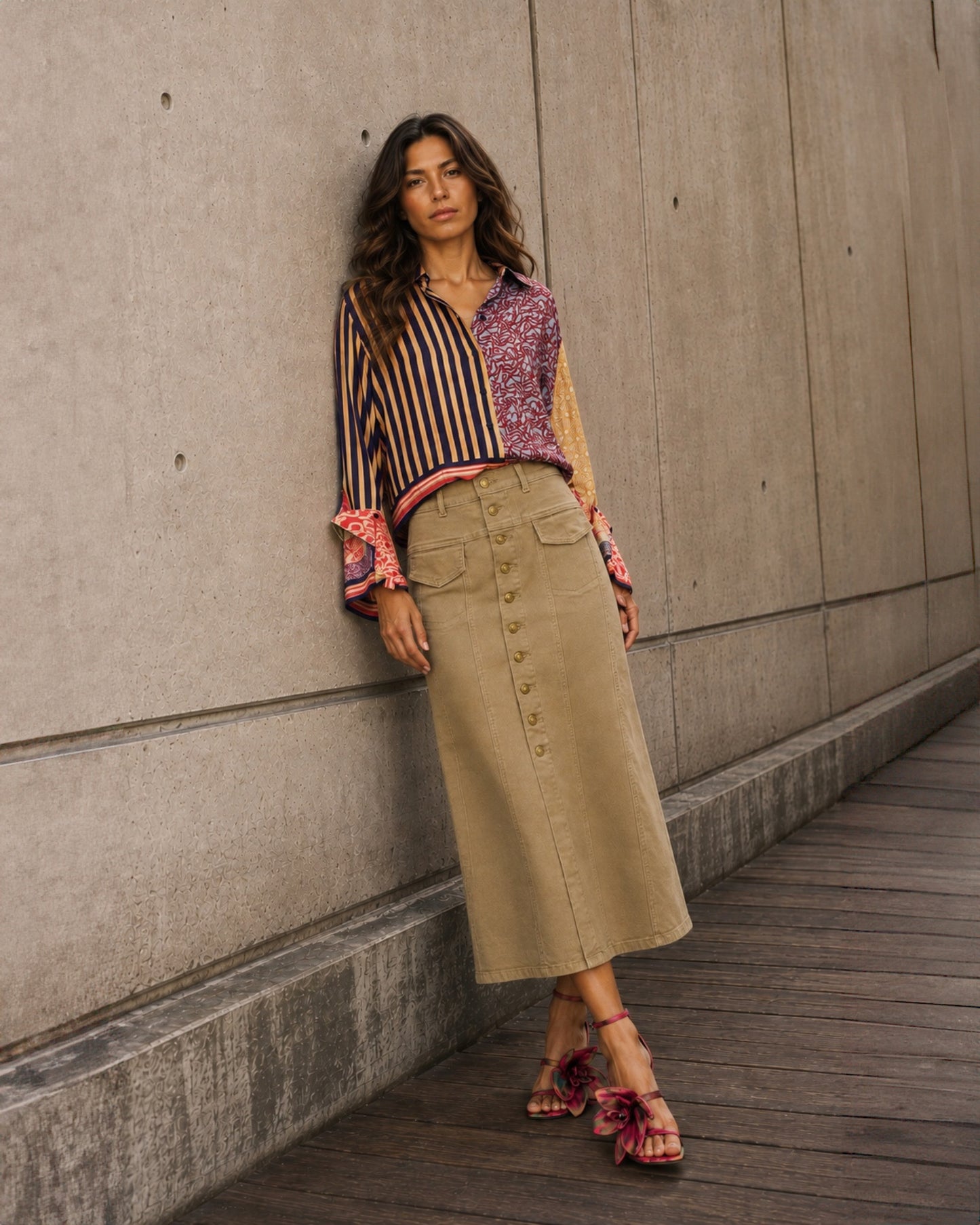 FALDA MIDI BOTONES GABARDINA